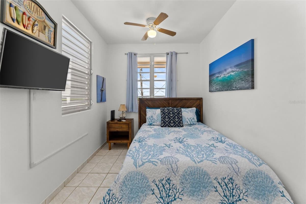 10 CALLE MIRAMAR — photo 9 of 36