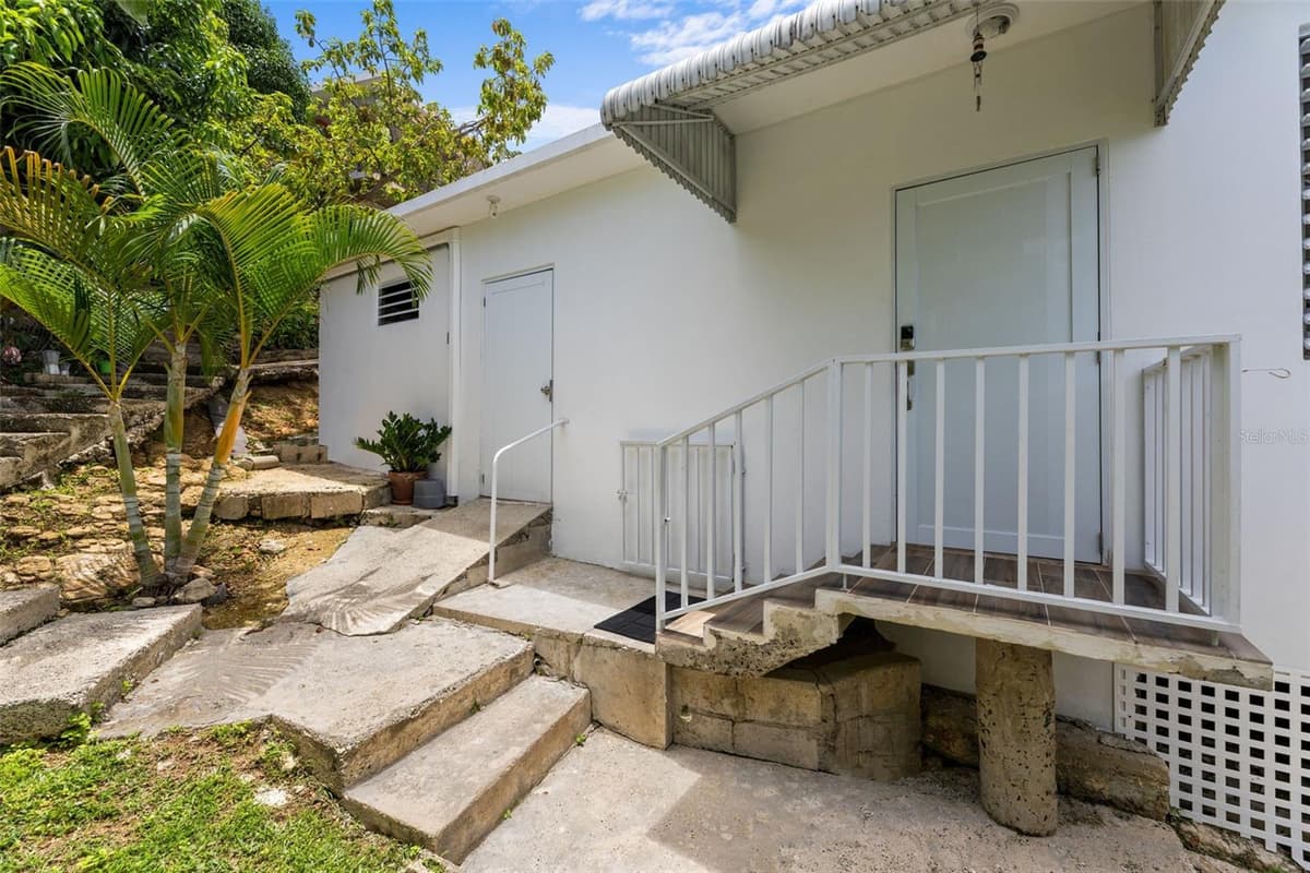 10 CALLE MIRAMAR — photo 22 of 36