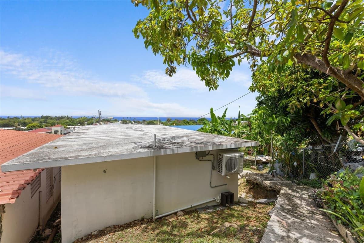 10 CALLE MIRAMAR — photo 20 of 36