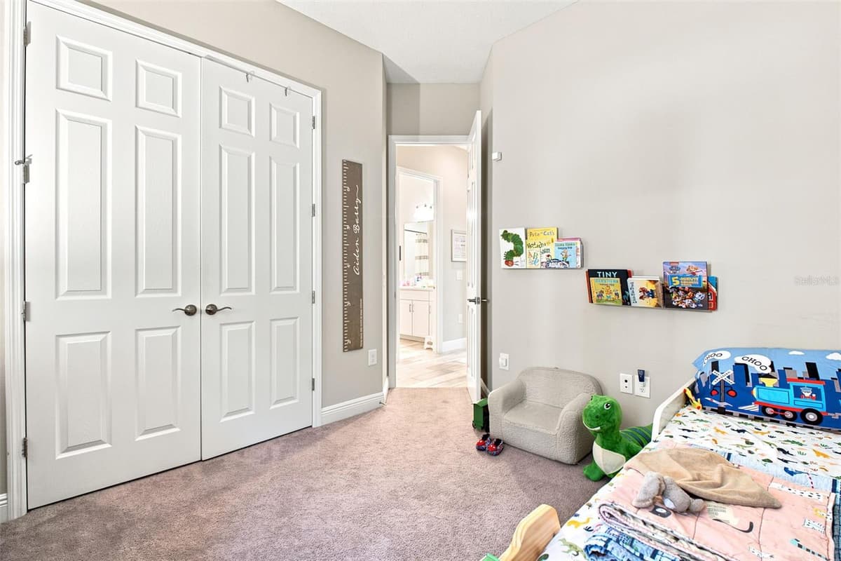 4263 WOODLAND RETREAT BOULEVARD — photo 29 of 63