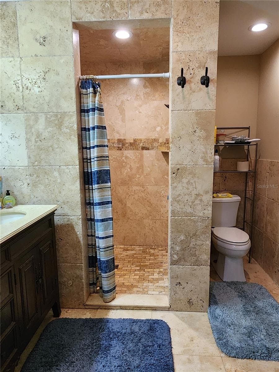 13501 245TH STREET ROAD — photo 13 of 50
