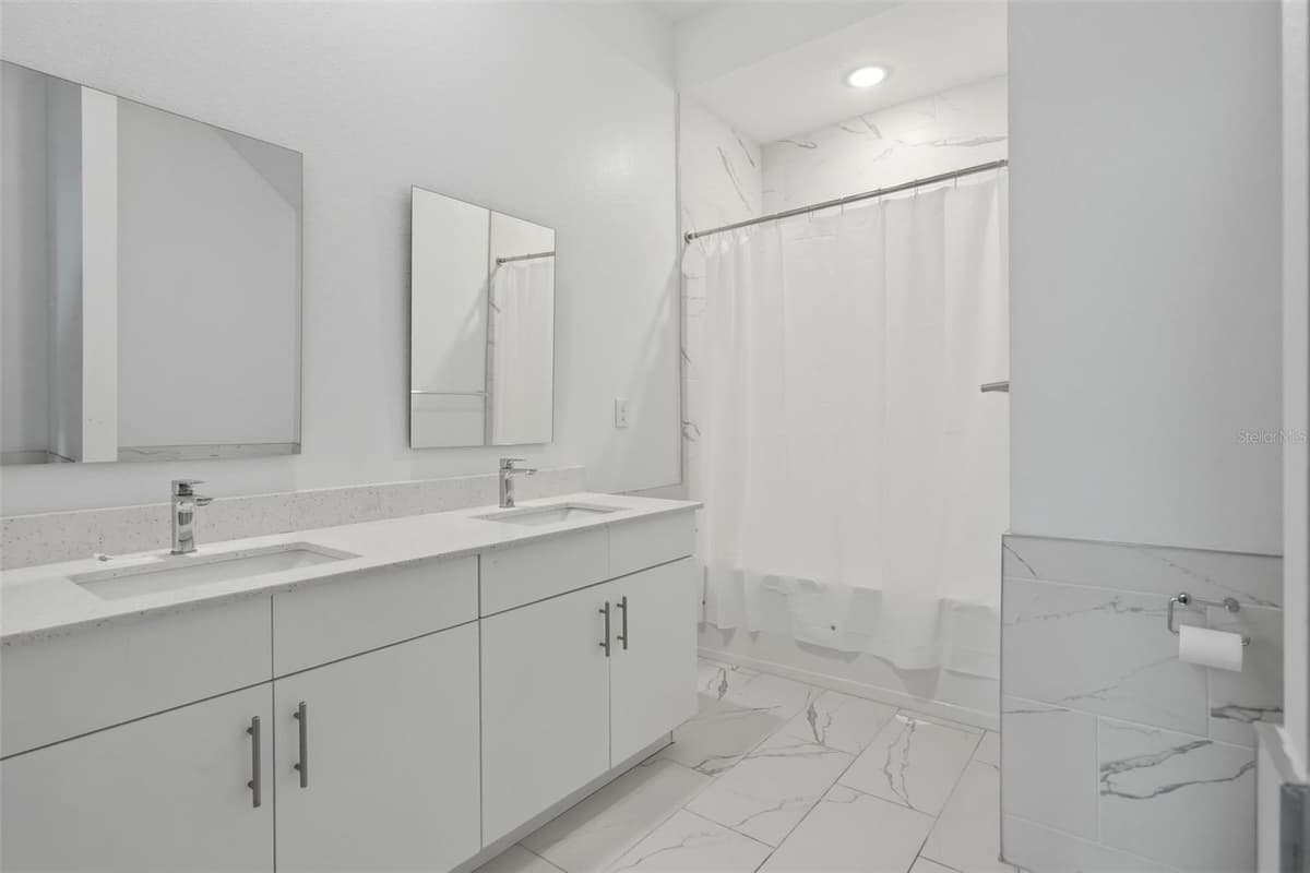 285 FAMAGUSTA DRIVE — photo 15 of 31