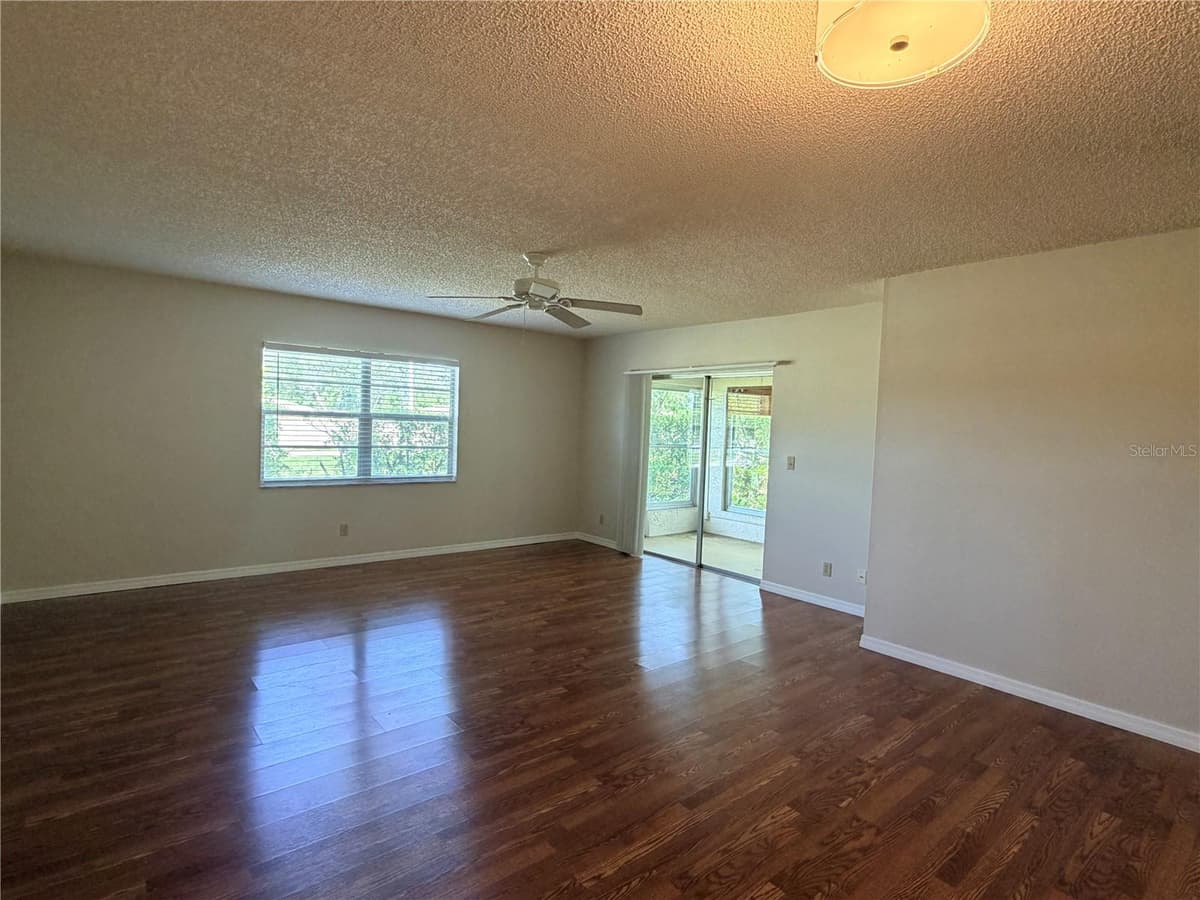 3417 ROCHELLE COURT — photo 18 of 33