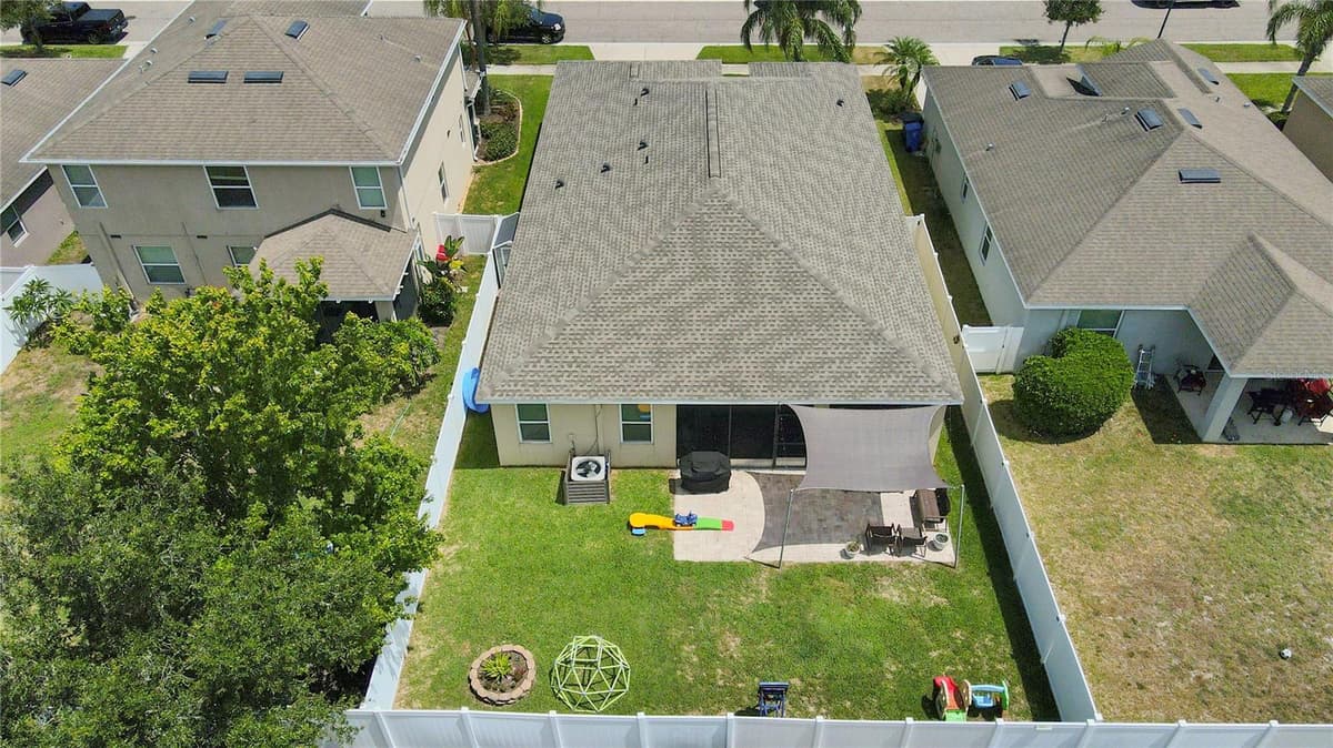 417 BLAKELY COURT — photo 41 of 43