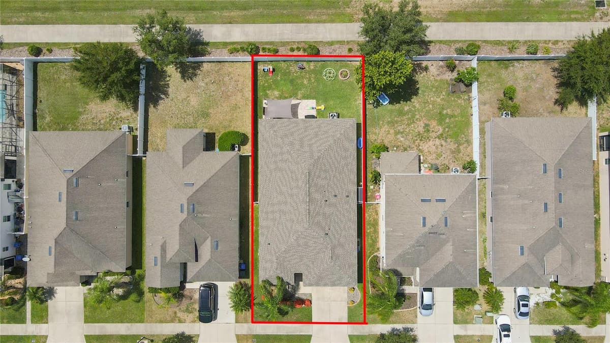 417 BLAKELY COURT — photo 39 of 43