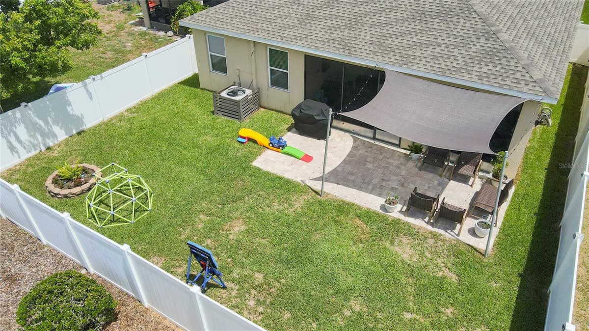 417 BLAKELY COURT — photo 40 of 43
