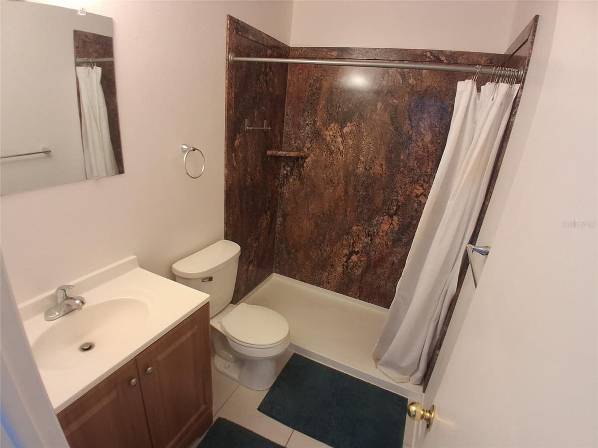 125 PORTREE DRIVE — photo 7 of 12
