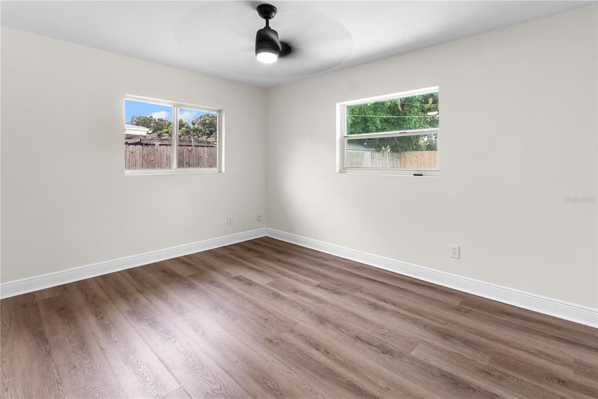 12120 CROFT DRIVE — photo 6 of 30