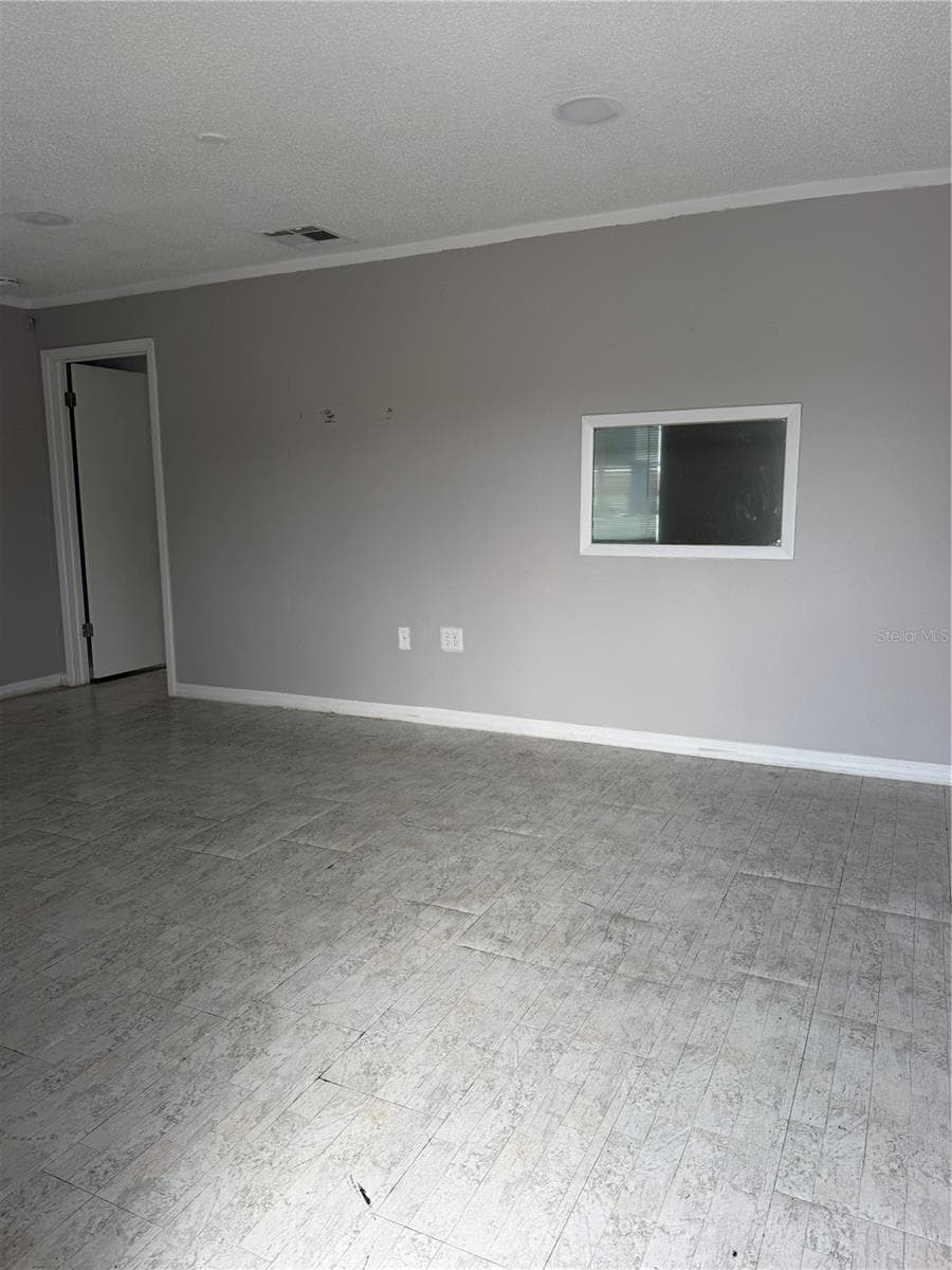 7154 CONGRESS STREET — photo 13 of 24