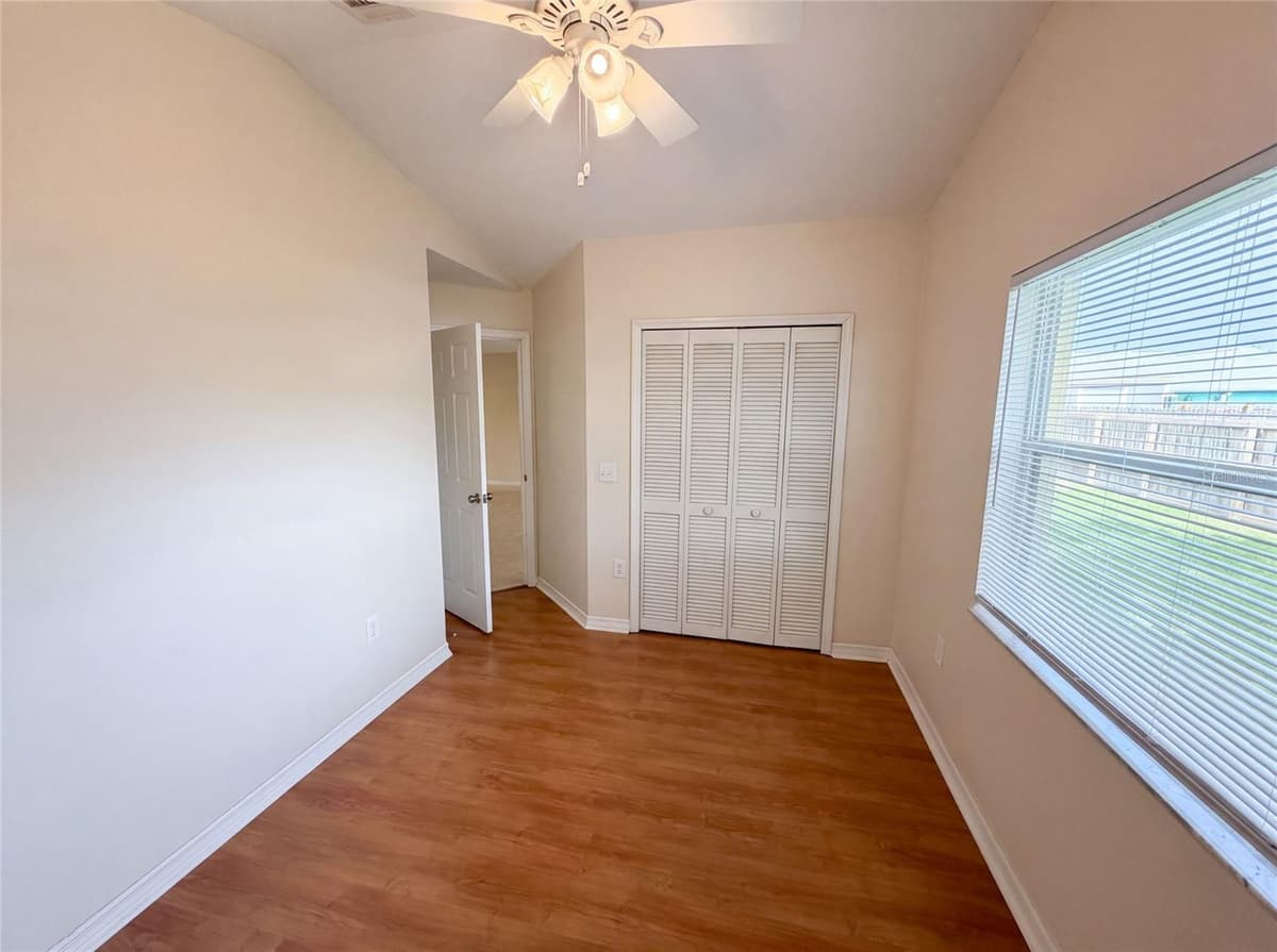 1015 DEER RUN DRIVE — photo 13 of 26