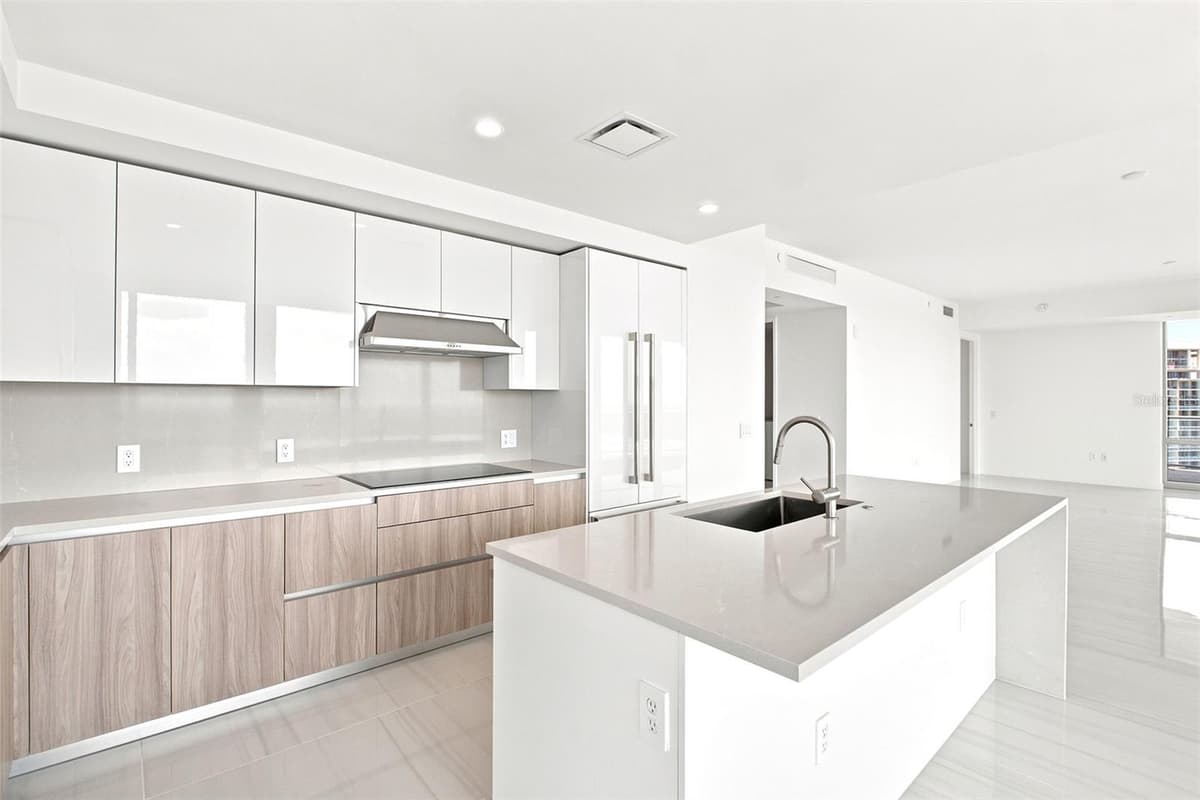 400 CENTRAL AVENUE — photo 10 of 100