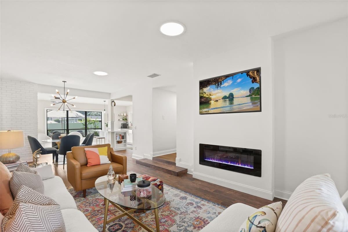 1562 ARBOR PARK DRIVE — photo 9 of 49