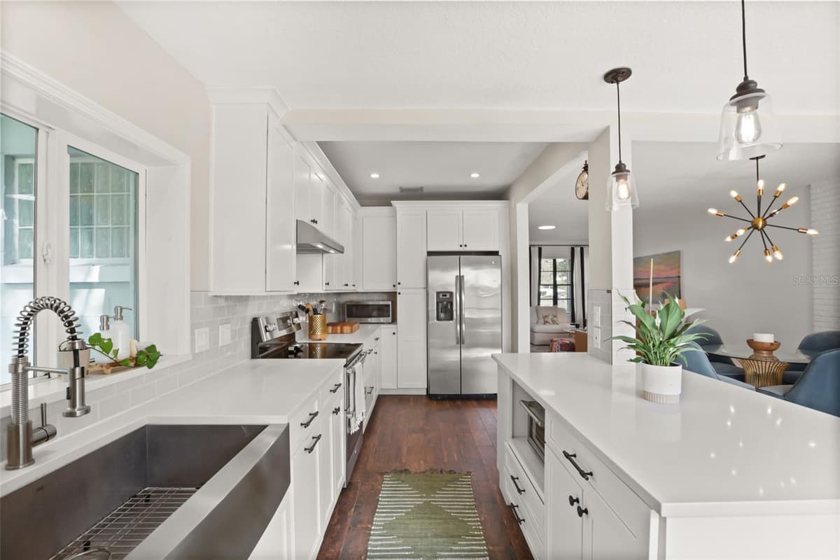 1562 ARBOR PARK DRIVE — photo 15 of 49