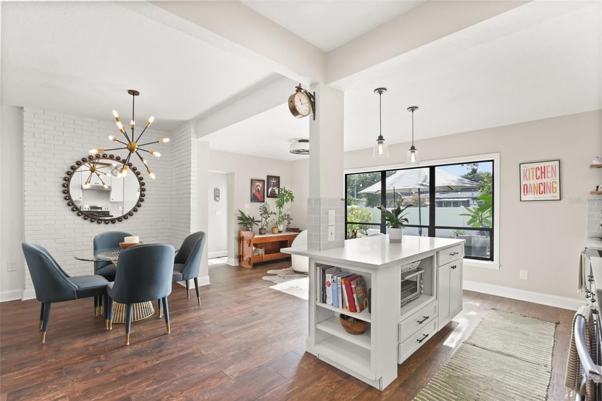1562 ARBOR PARK DRIVE — photo 18 of 49