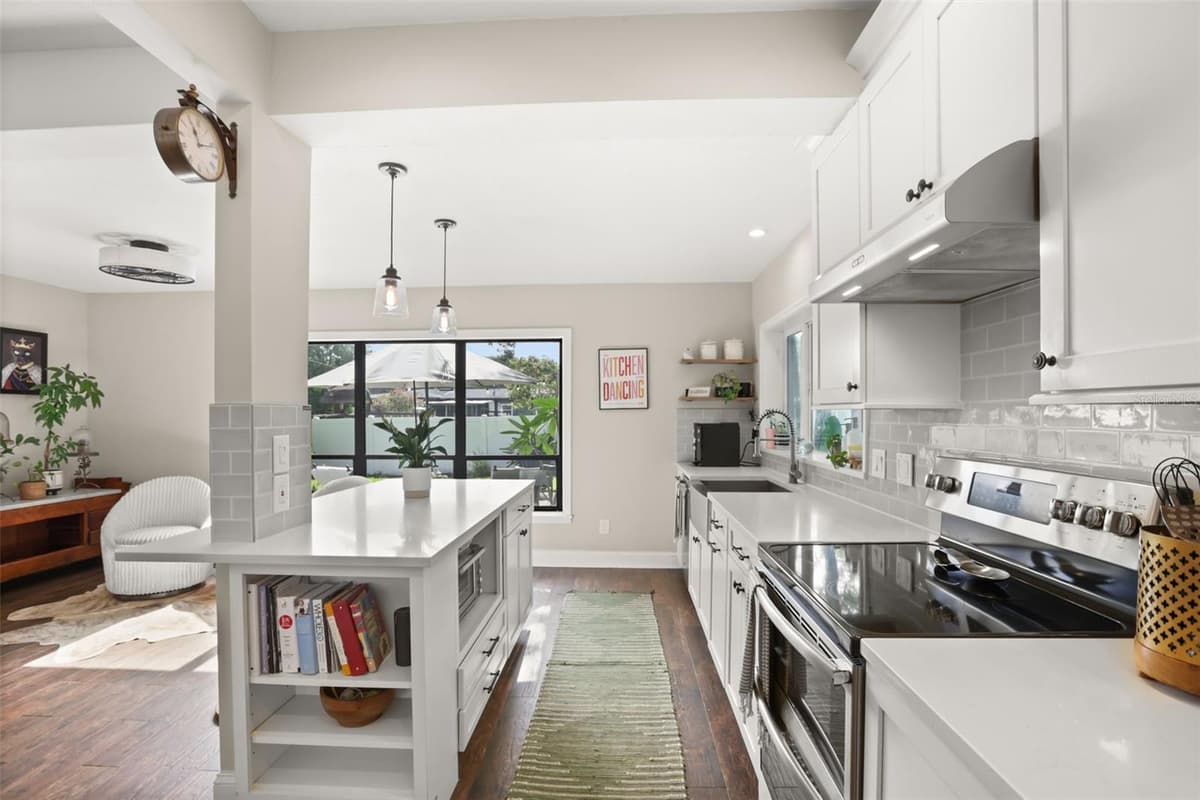1562 ARBOR PARK DRIVE — photo 14 of 49