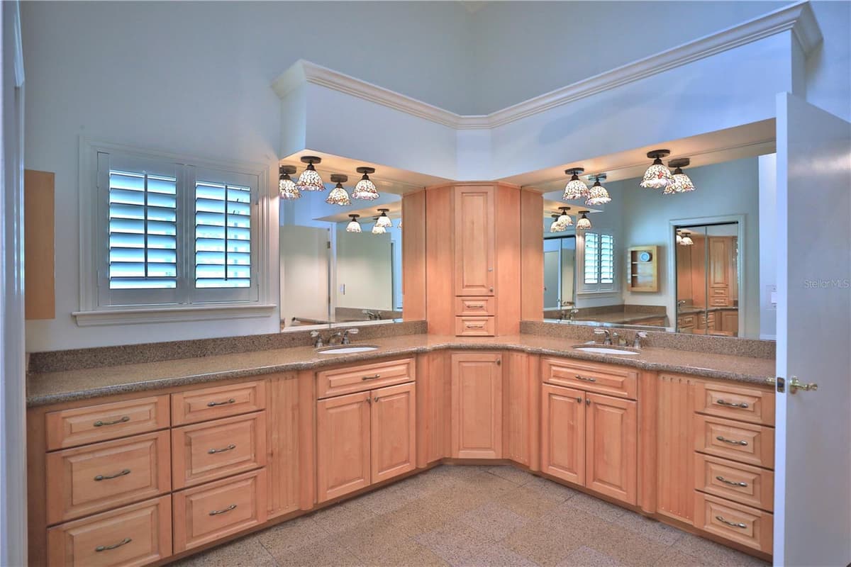 11685 BLUE COVE DRIVE — photo 28 of 50