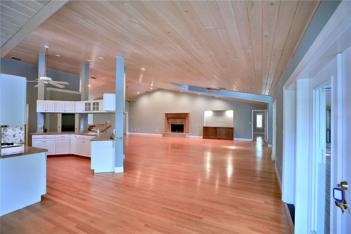 11685 BLUE COVE DRIVE — photo 12 of 50