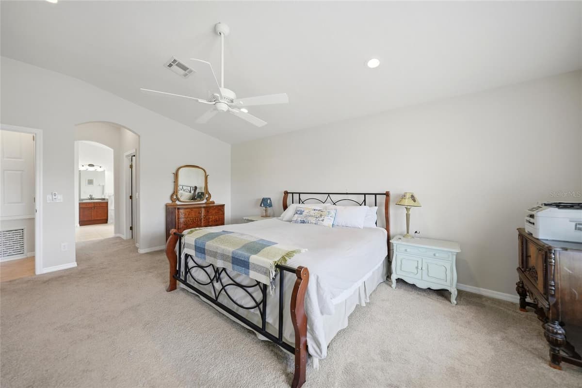 9436 PRESIDENT CIRCLE — photo 23 of 72