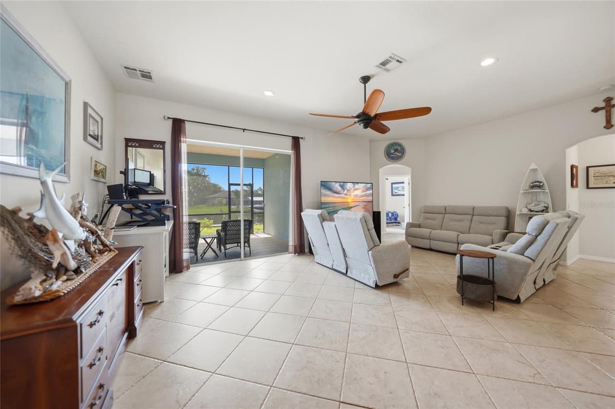 9436 PRESIDENT CIRCLE — photo 18 of 72