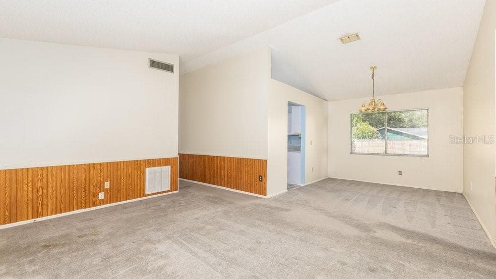 119 SHORE RD — photo 7 of 30