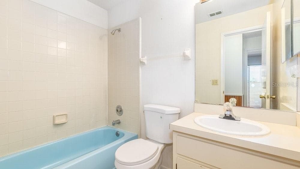 119 SHORE RD — photo 16 of 30