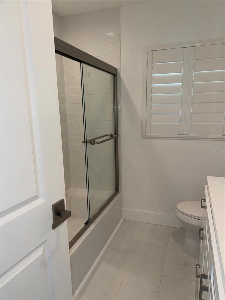 105 AUGUSTA AVENUE — photo 37 of 54