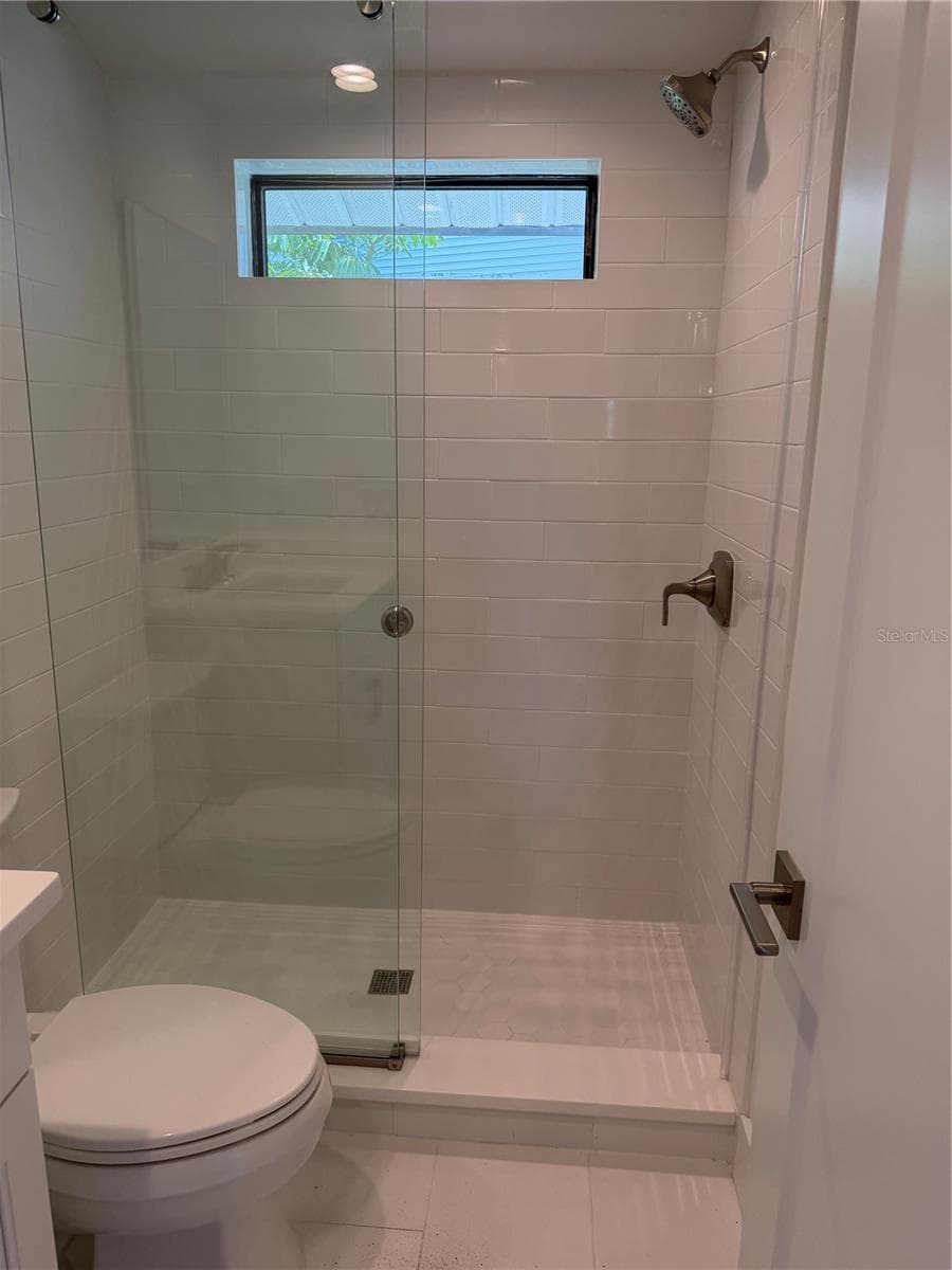 105 AUGUSTA AVENUE — photo 43 of 54