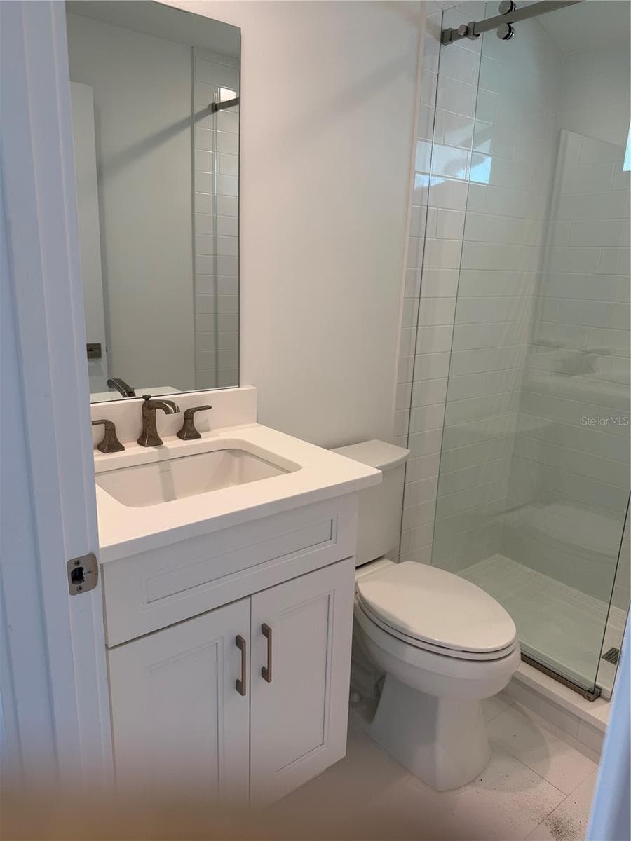 105 AUGUSTA AVENUE — photo 25 of 54