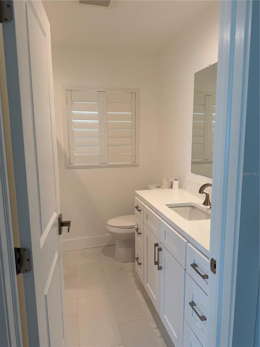 105 AUGUSTA AVENUE — photo 40 of 54