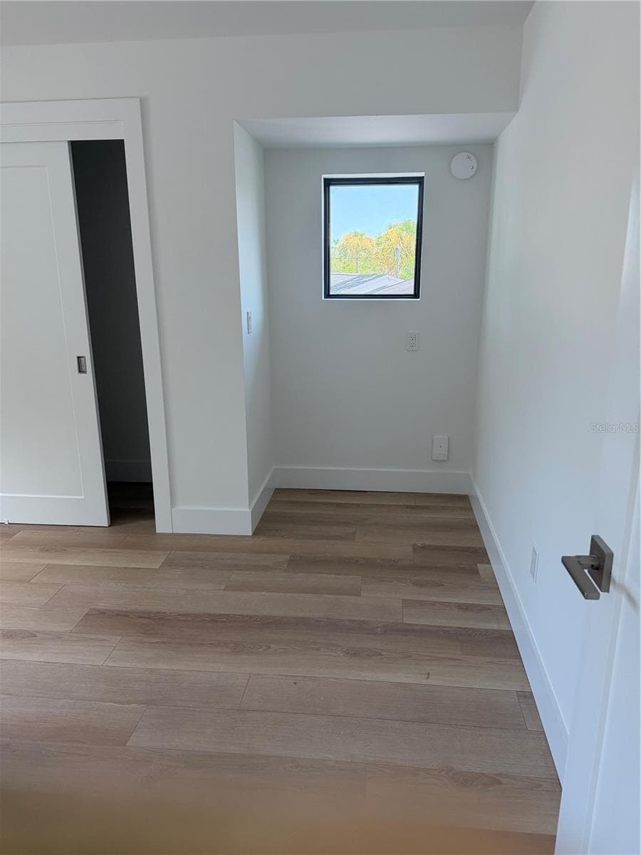 105 AUGUSTA AVENUE — photo 26 of 54