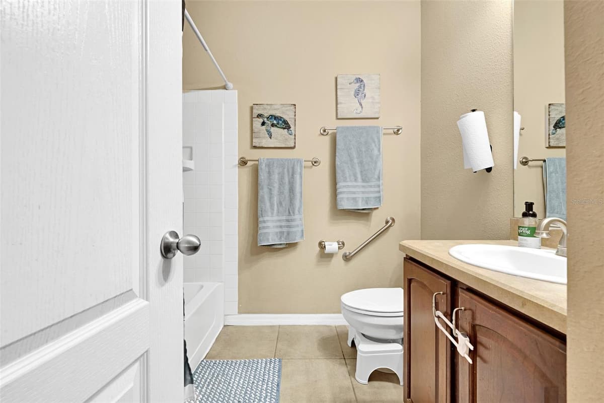 8453 SHALLOW CREEK COURT — photo 23 of 51