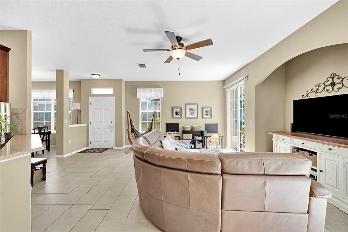 8453 SHALLOW CREEK COURT — photo 9 of 51