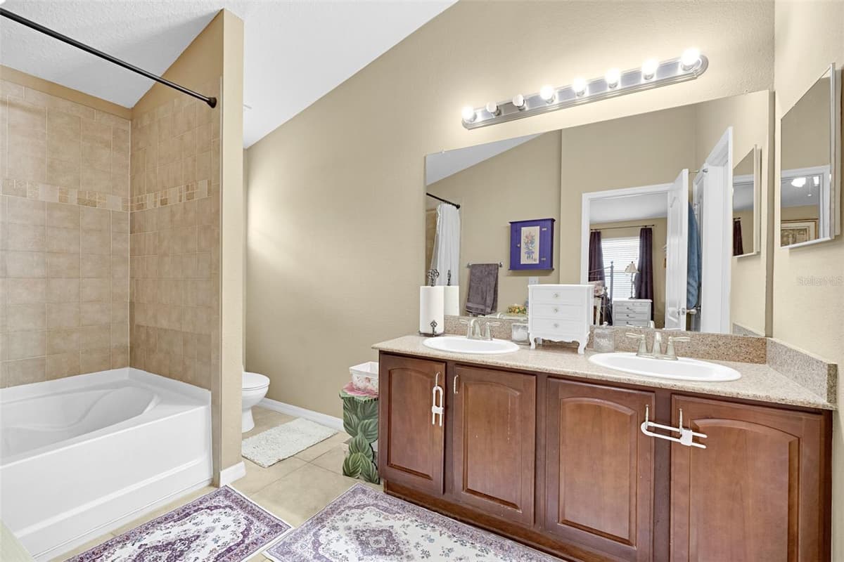 8453 SHALLOW CREEK COURT — photo 30 of 51