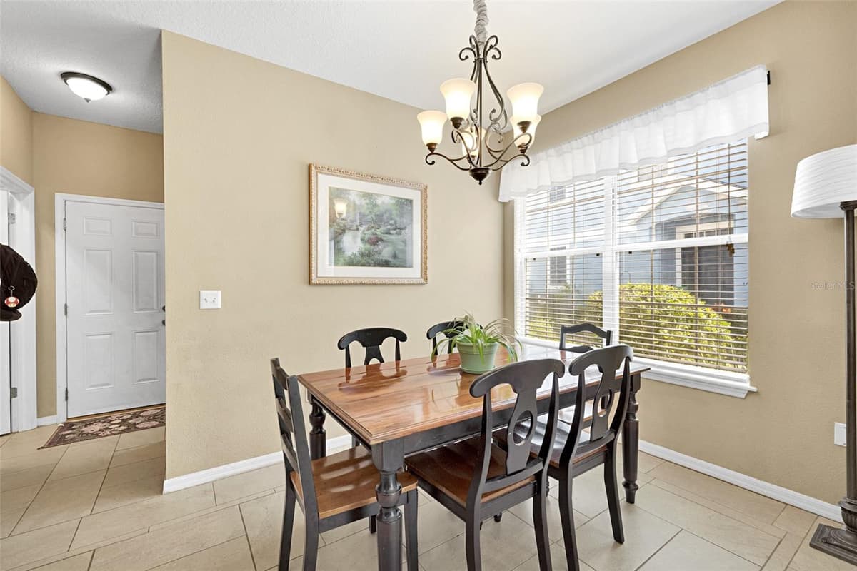 8453 SHALLOW CREEK COURT — photo 17 of 51