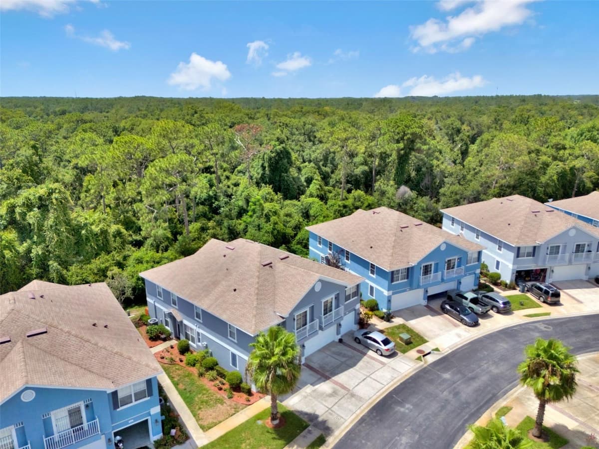8453 SHALLOW CREEK COURT — photo 41 of 51