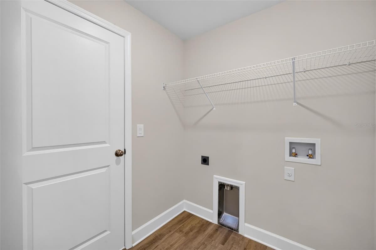 23485 BRANCH AVENUE — photo 25 of 27