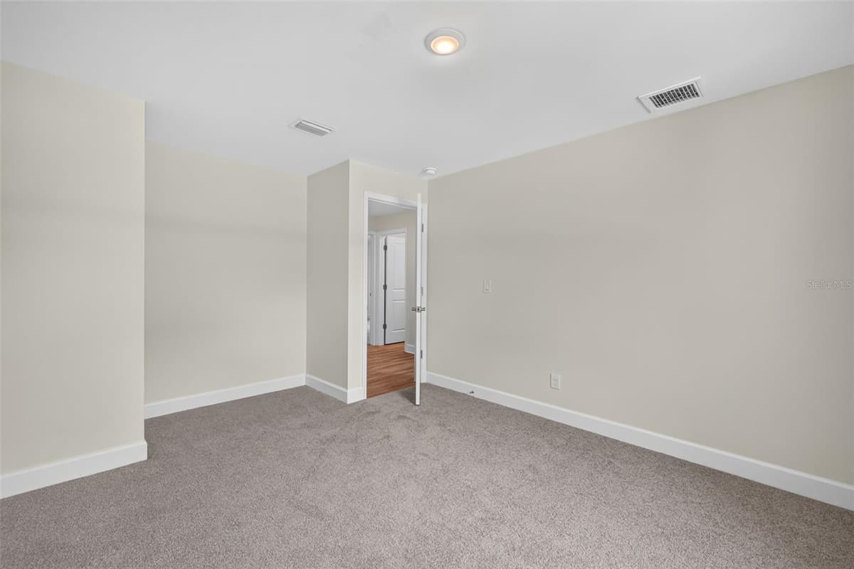 23485 BRANCH AVENUE — photo 17 of 27