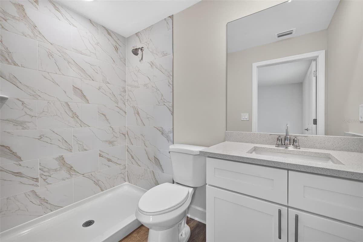 23485 BRANCH AVENUE — photo 21 of 27