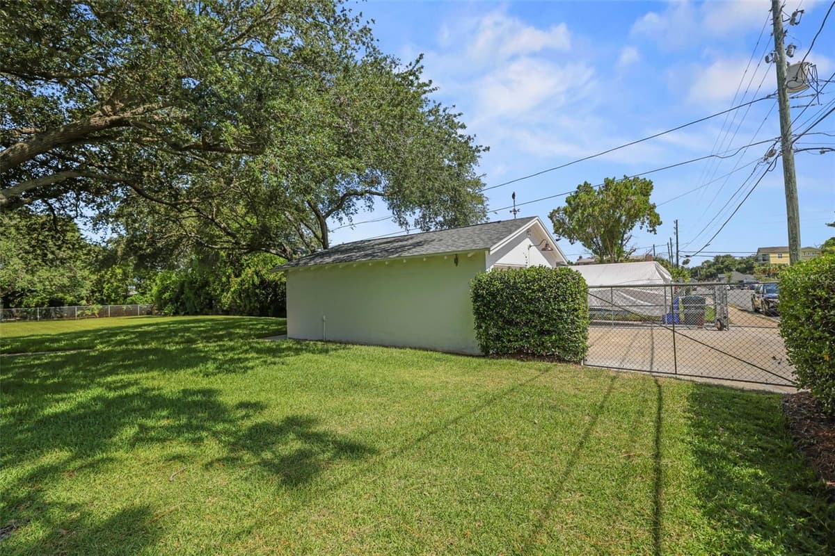 458 SCOTLAND STREET — photo 83 of 91