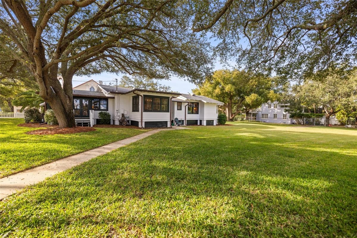 458 SCOTLAND STREET — photo 79 of 91
