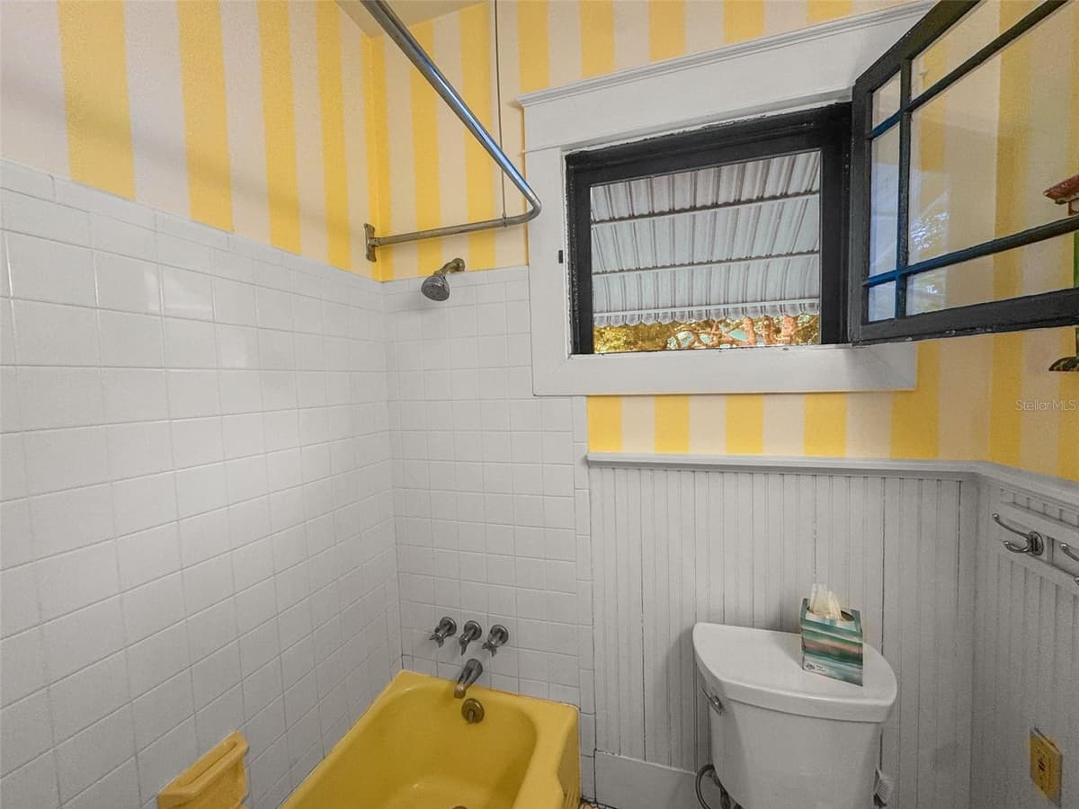458 SCOTLAND STREET — photo 54 of 91