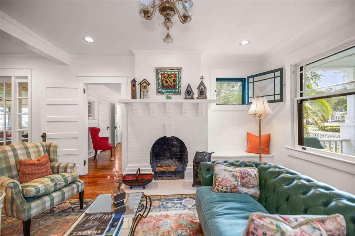 458 SCOTLAND STREET — photo 13 of 91