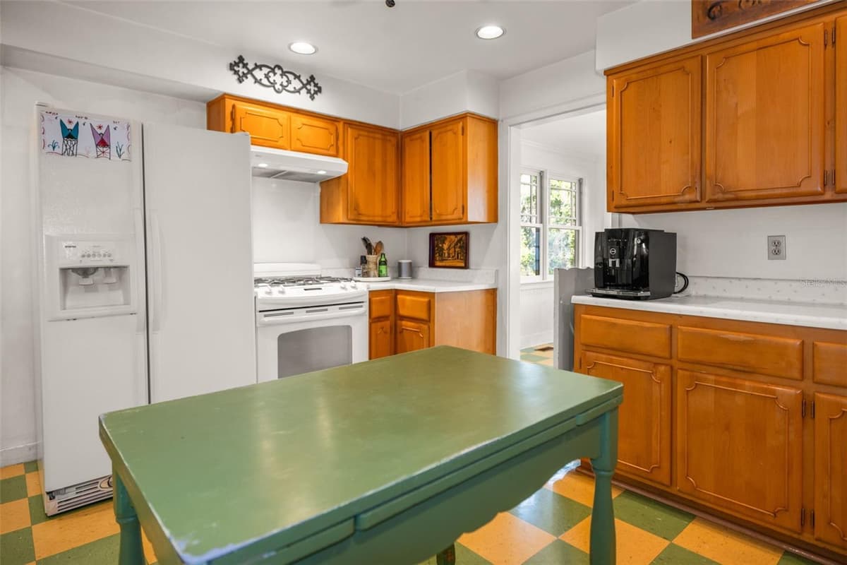 458 SCOTLAND STREET — photo 26 of 91