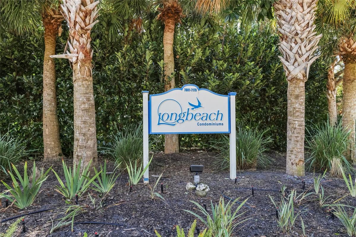 7001 GULF OF MEXICO DRIVE — photo 39 of 55