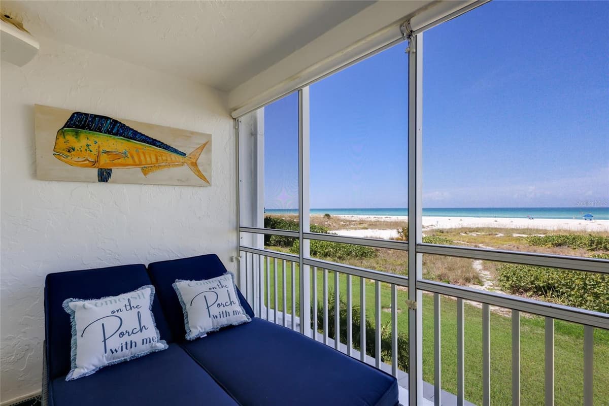7001 GULF OF MEXICO DRIVE — photo 34 of 55