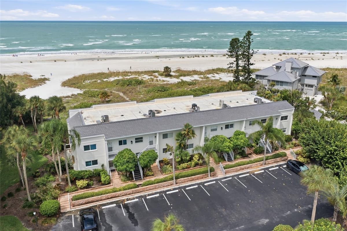 7001 GULF OF MEXICO DRIVE — photo 50 of 55