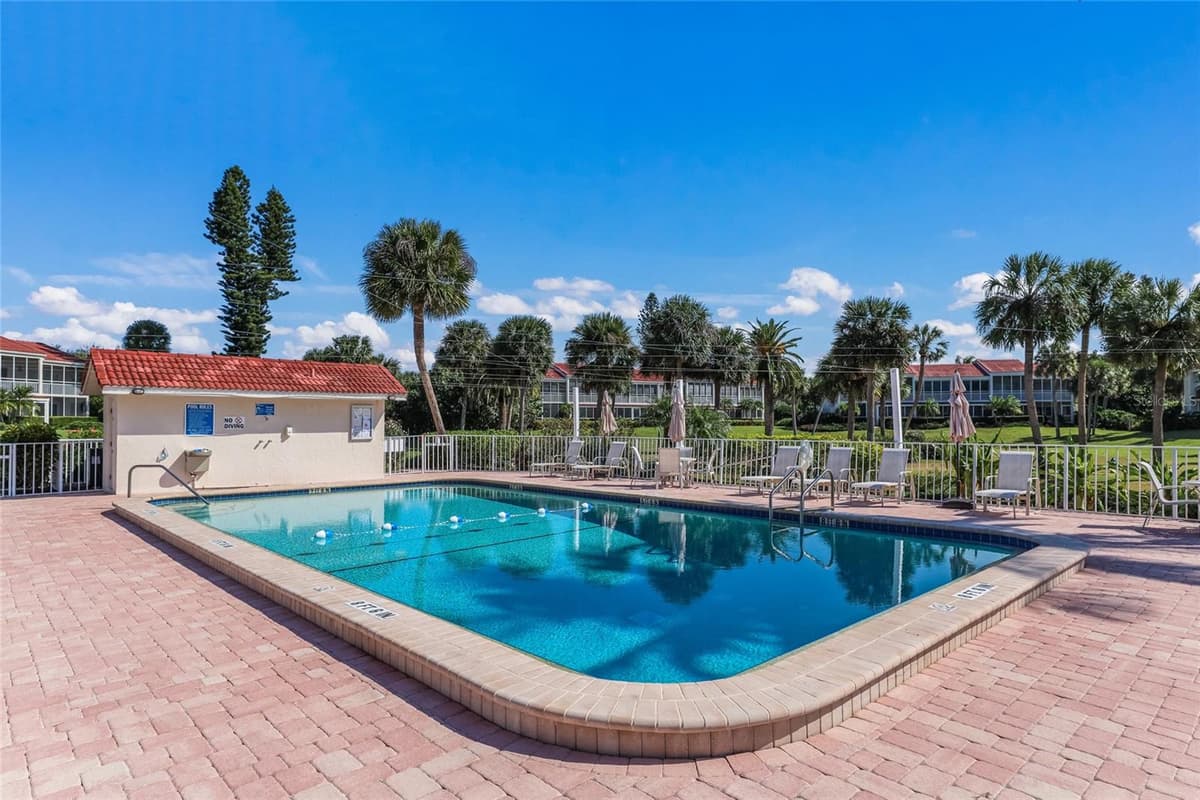 7001 GULF OF MEXICO DRIVE — photo 41 of 55