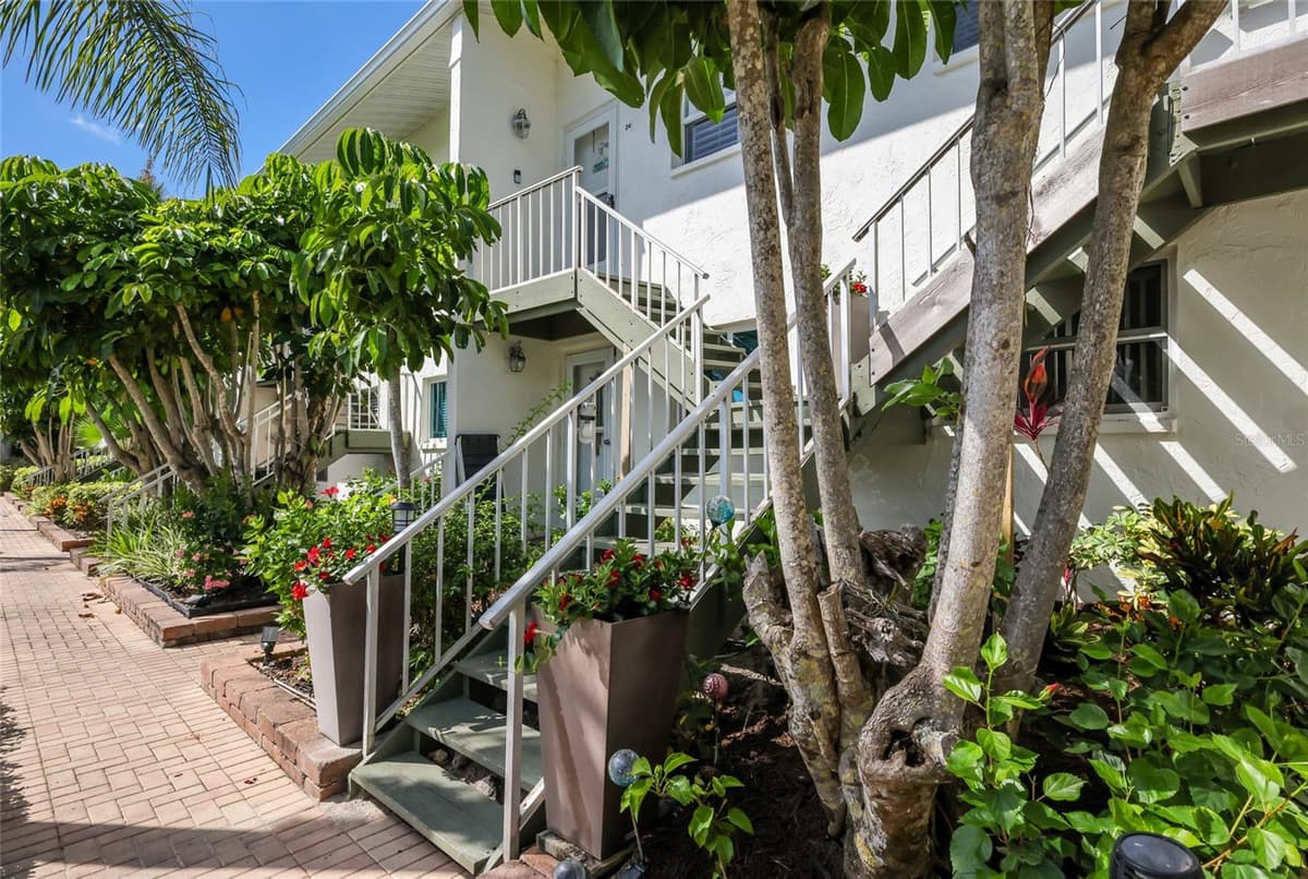 7001 GULF OF MEXICO DRIVE — photo 51 of 55