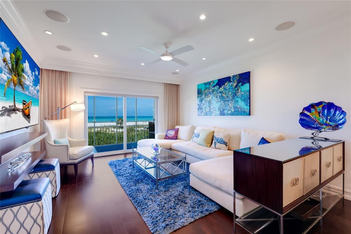 7001 GULF OF MEXICO DRIVE — photo 1 of 55