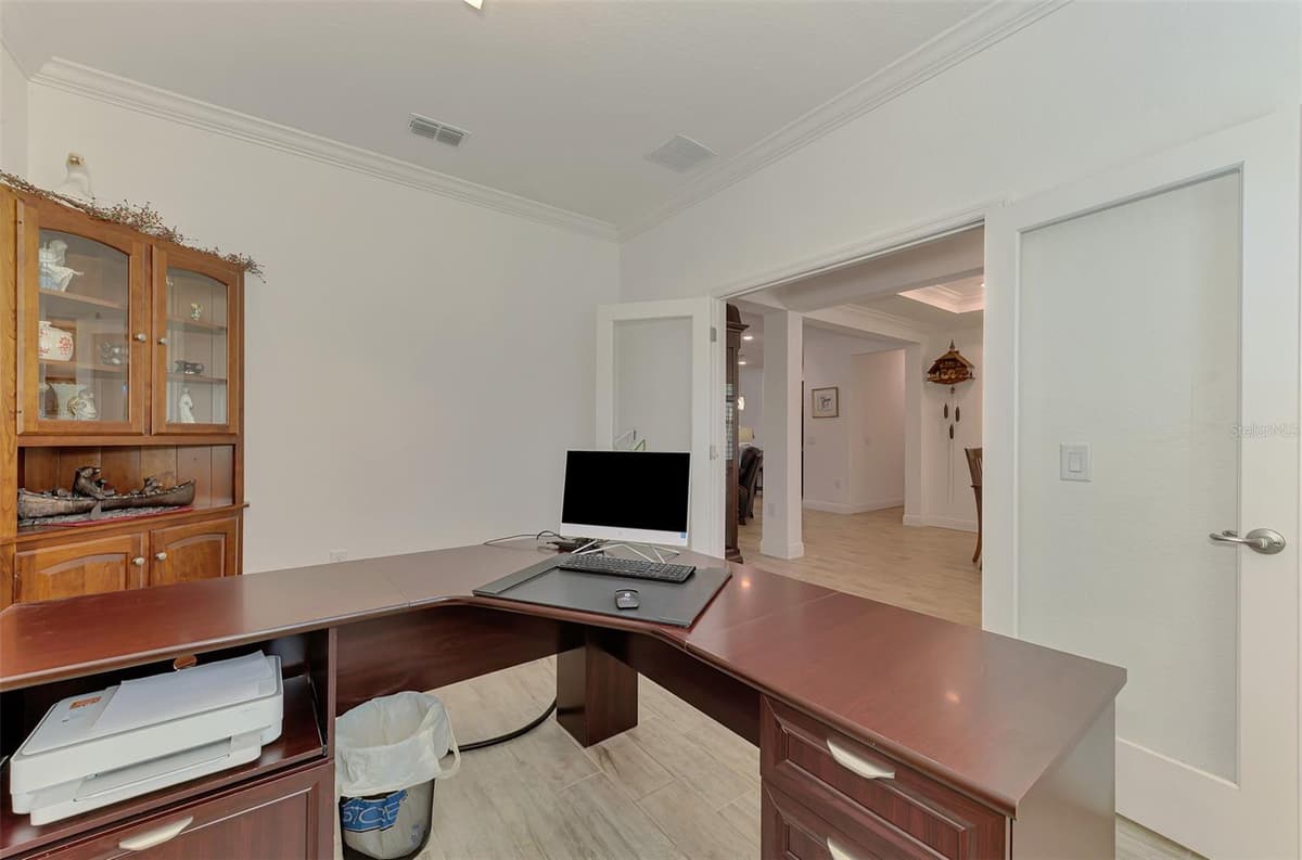 2705 LAMKIN ROAD — photo 33 of 79